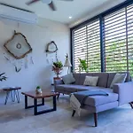 Exquisite Jungle W/private Pool! Apartamento *