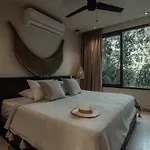 Kaana - Aldea Zama * Tulum