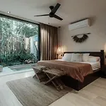Kaana - Aldea Zama * Tulum