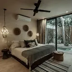 Kaana - Aldea Zama * Tulum