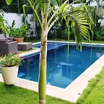 Casa Mtl *