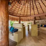 Chic Rooftop Ph, Private Pool, 1mi From The *