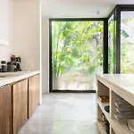 Villa Casa Areca, Awarded Architectural Located In A Secured Gated Community, With Concierge Services