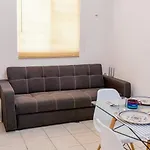 Apartamento Cozy Oasis: 2-bedroom W/ Pool