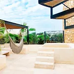 Chic Rooftop Ph, Private Pool, 1mi From The Tulum
