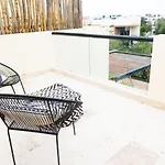 Chic Rooftop Ph, Private Pool, 1mi From The