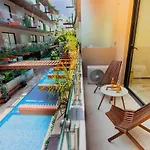 Menesse Apartment