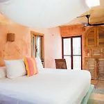 Villa Casa Vallejo At Zamas *