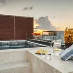 Luxury 2br Penthouse Private Pool Cenote Pensión Tulum