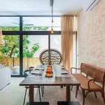Marquez Ii Manor By Sandy Powerful *