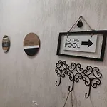 Rufoshousetulum