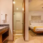 Apartment Bajocielo107 Lux 2br Priv Pool In Aldea Zama