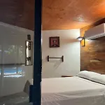Pensión Hostal Malakai Cabañas&dorms