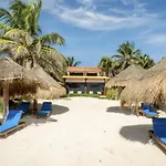 Hotel Retiro Maya Suites 3*