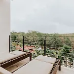 Hotel The Strabon 4*