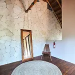 Exotic Villa For 10 People With Cenote-Style Pool