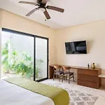 With Jacuzzi & Pool With Great Concierge Service *