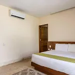 Villa With Jacuzzi & Pool With Great Concierge Service