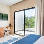 With Jacuzzi & Pool With Great Concierge Service