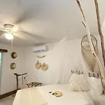 Hotel Icastico *