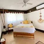 Icastico * Tulum