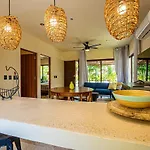 Jungle - Cenote Villa Tulum