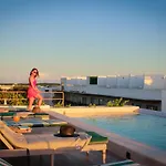 Gama 09 Hotel *