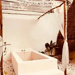 Tzunum Jade Lodge Tulum