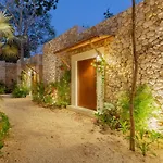 Utskin By Zenda - Luxury Villas & Private Pools