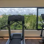 Exclusive Building Infinity Pool And Gym Restaurants And Bar District Nearby