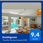 Villa Kuxtah, Beautiful Bungalow With Private Pool