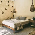 Kuotoch Jungle Retreat-chef & Yacht