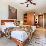 Nhoa 211b Lux 1br Pool View In Aldea Zama Сasa de vacaciones Tulum