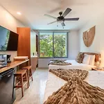Nhoa 211c Lux 1br Pool View In Aldea Zama *