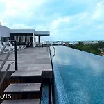 Studio Loft | Piscina En Terraza | Ubicacion Prime