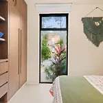 Casa Ohana~3Br W/ Private Pool & Rooftop Jacuzzi, Wifi, Gym, & 5 Km To Beach