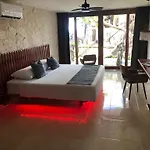 Retiro Maya Suites Hotel 3*