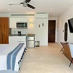 Warm Swim Up Cpl B108 By Sandy Powerful Apartamento
