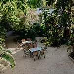 Icastico Hotel