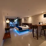 Retiro Maya Suites Hotel