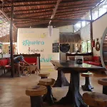 Hostal Mulut Tulum