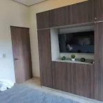 A Pasos De La Playa, Con Terraza Y Jacuzzi
