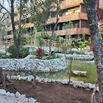 Apartamento A Pasos De La Playa, Con Terraza Y Jacuzzi *