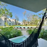 Selva Studios by Casago