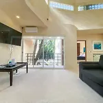 Mediterranean 4Br Villa With Pool For Family And Friends