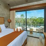 Sunny, Spacious&amazing Amenities *