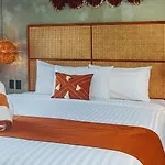 Sunny, Spacious&amazing Amenities *