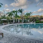 Heavenly 3br Ph W Private Pool, Gym, Yoga Class *