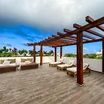 Boho Swim-Up Studio With Priv Pool, Terrace , Gym And Bar