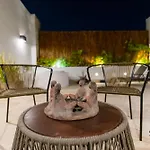 Apartamento Private Rooftop 1br With Stunning Common Areas